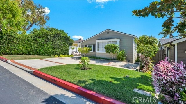 Building Photo - 18 S Portola