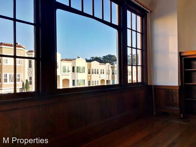 Foto del edificio - 3 br, 1.5 bath House - 827 33rd Avenue