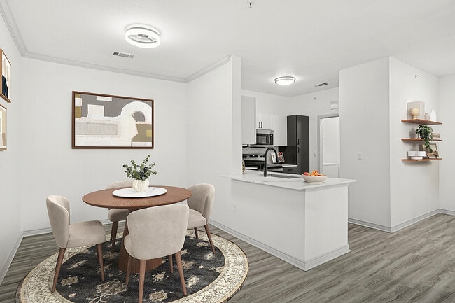 2x2 1240 sqft B2 - Dining - Birchstone Northlake