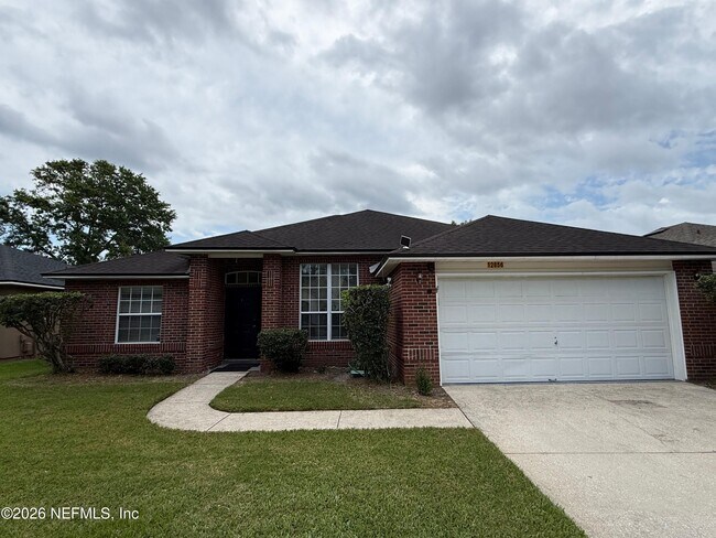 Foto del edificio - 12856 Chets Creek Dr N