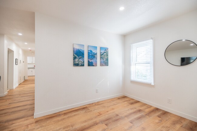 Foto del edificio - 600 E 8th St