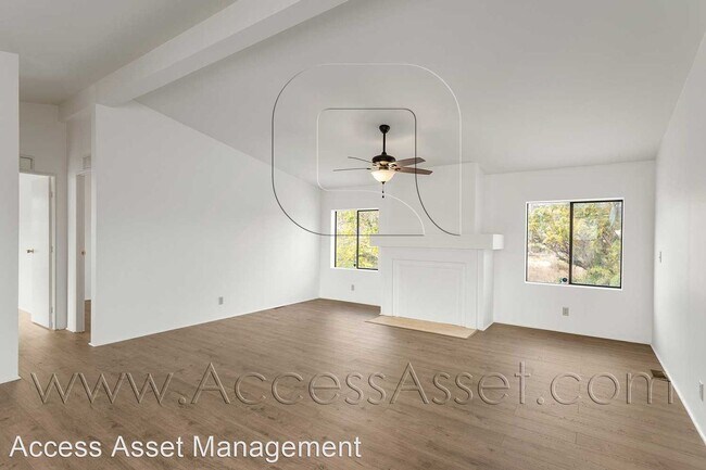 Foto del edificio - 3 br, 2 bath House - 33285 Stoneman St.