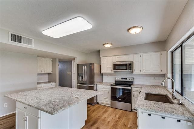 Building Photo - 1213 Bass Dr