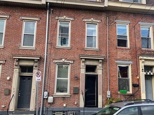 Building Photo - 177 36th St