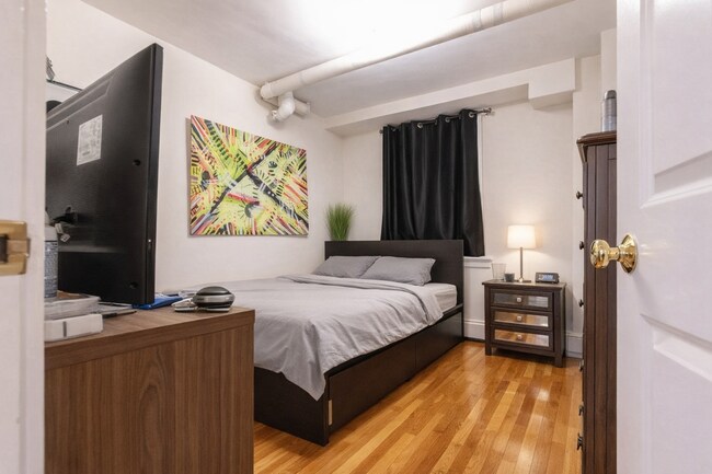 Foto del edificio - 25 Glenville Ave