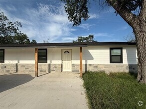 Building Photo - 800 Old Thorndale Rd