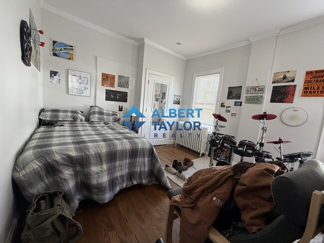 Building Photo - 10 Greylock Rd