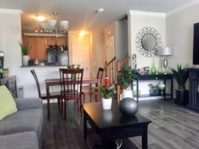 Building Photo - 6225 Aster Haven Cir