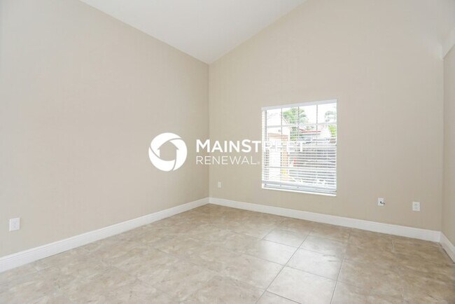 Foto del edificio - 3 Bedroom Pet-Friendly Home in Hialeah, FL...