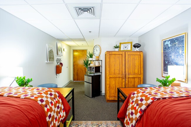 Double Dorm Room - Southgate Campus Centre Apartments