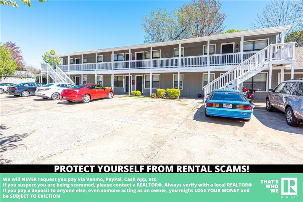 Primary Photo - 2770 N Barcelona Ave