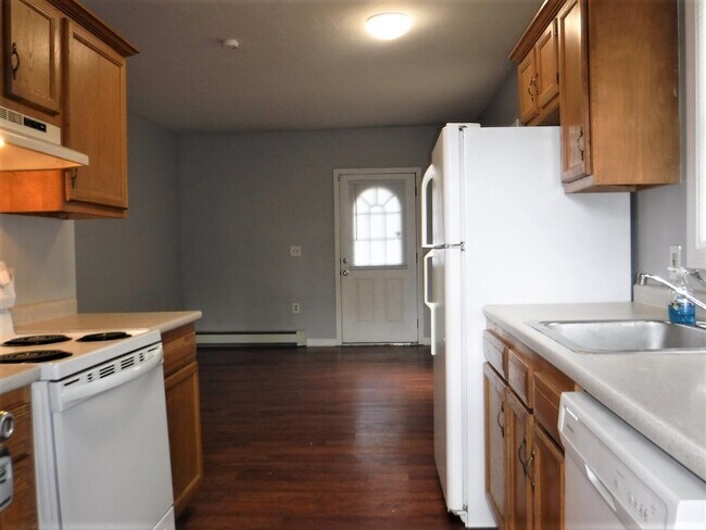 Kitchen to Living Room - 41 Perley St