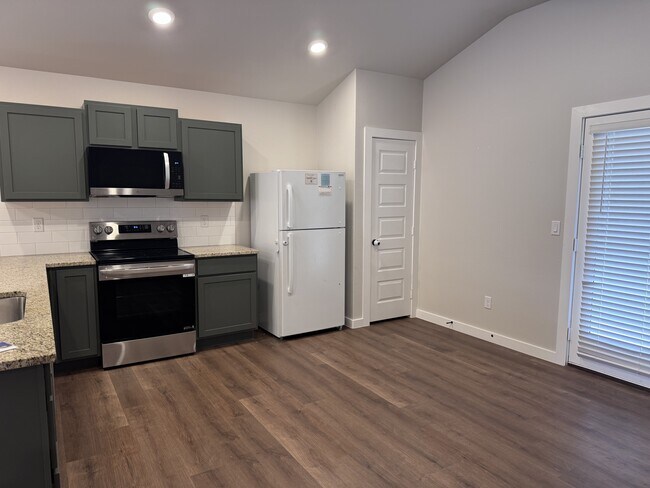 Foto del edificio - 520 Thicket Dr