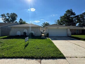 Building Photo - 23227 Low Ridge Rd