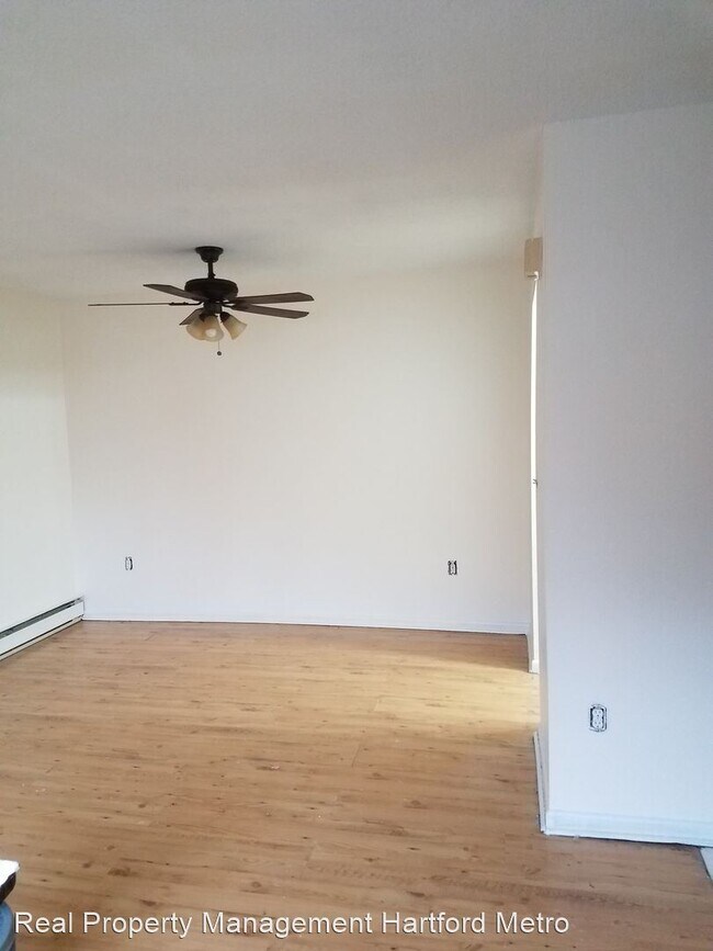 Foto del edificio - 2 br, 1.5 bath House - 20 Thompson Rd, uni...