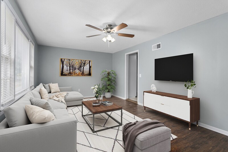 Foto principal - 5119 Woodson Rd