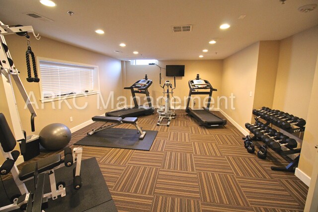 Building Photo - 4700 Roanoke Pky