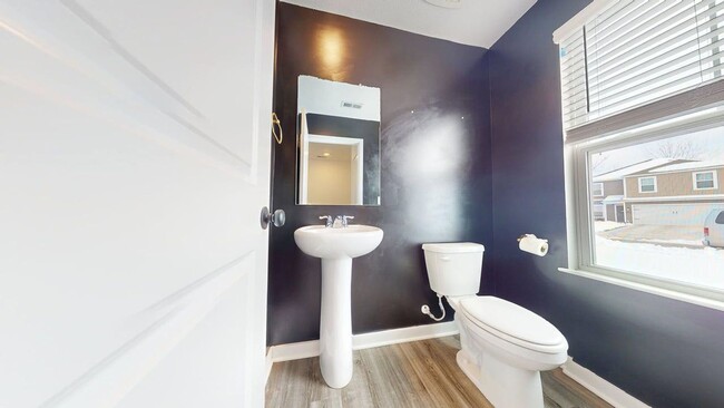 Building Photo - 3829 Genteel Dr