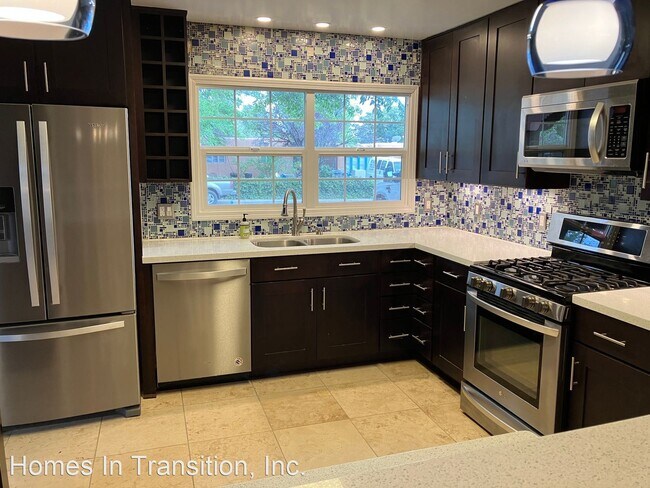Building Photo - 3 br, 2 bath House - 8011 Princess Jeanne ...