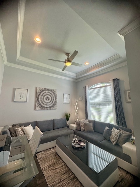 Foto del edificio - 1410 Vía Milanese