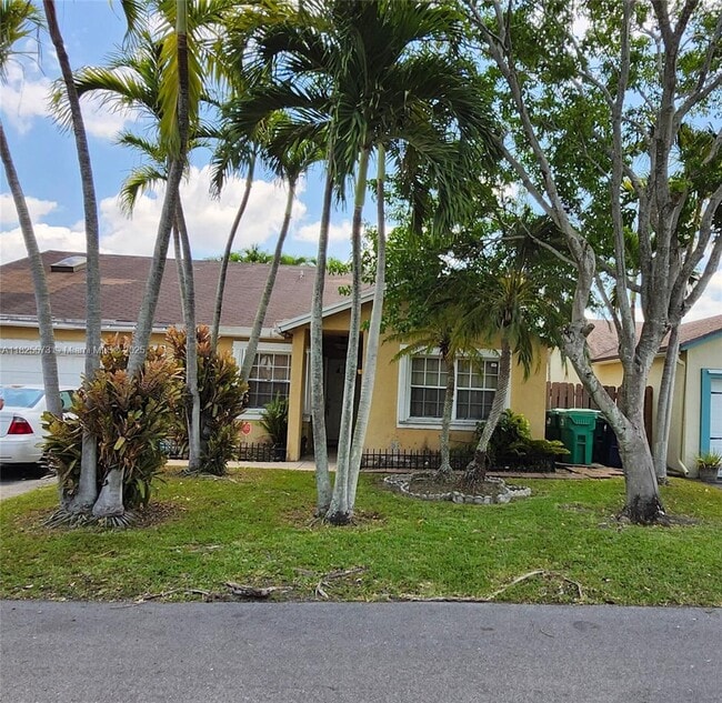 Building Photo - 13337 SW 114th Pl