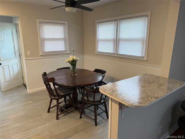 Building Photo - 273 Mott Ave