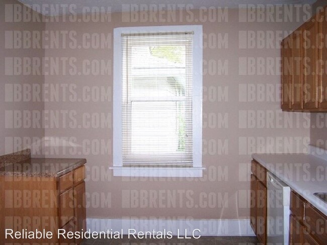 Building Photo - 2 br, 1 bath House - 2208 Hill Avenue,