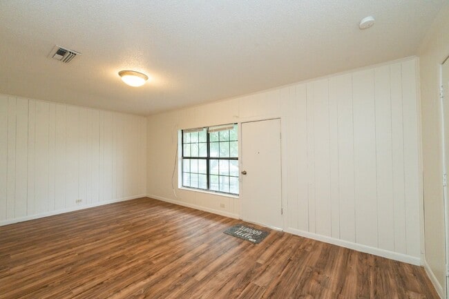 Photo - 6950 Lark Haven Ln Apartment