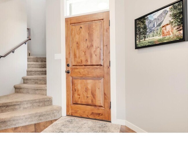 Entrada - 2513 NE 131st Ct