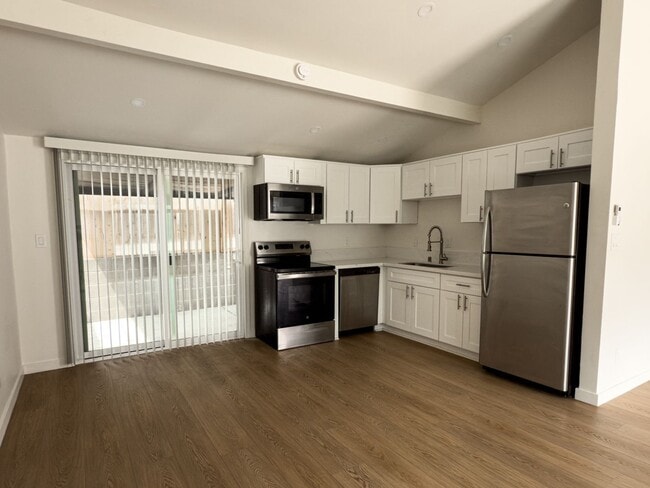 Building Photo - Parks Avenue Villas