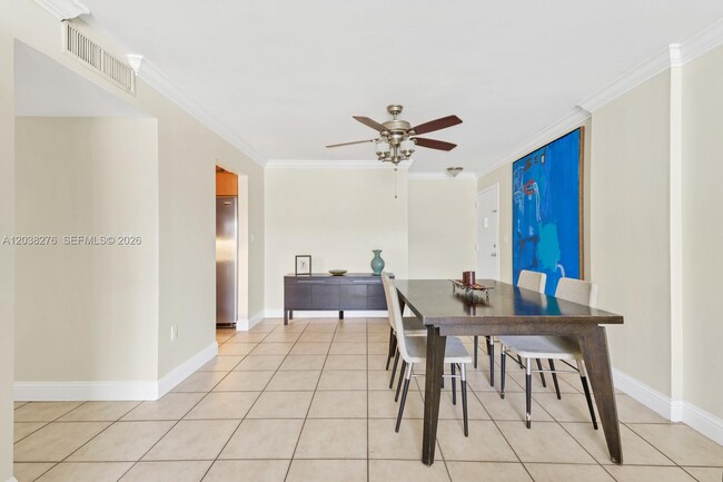 Foto del edificio - 1605 Bay Rd