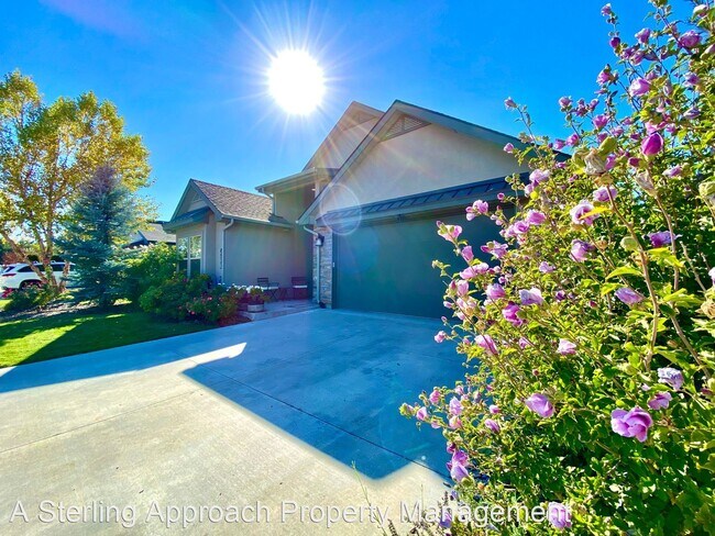 Building Photo - 3 br, 2.5 bath House - 6923 N Sunglow Ave