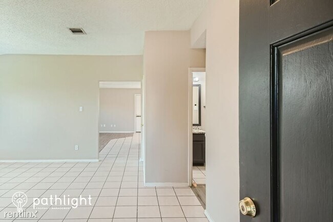 Building Photo - 4 br, 2 bath House - 1207 Aberdeen Drive UNIT