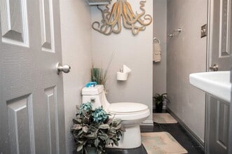 Building Photo - 1015-1011 11th St