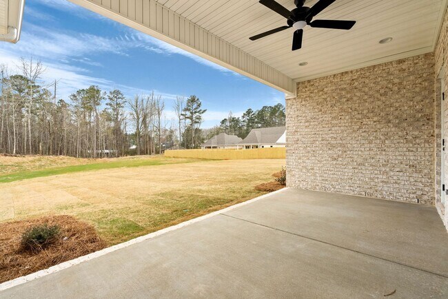 Foto del edificio - Spacious 4Br 235 Ba  open concept home with Private 2 Car garage