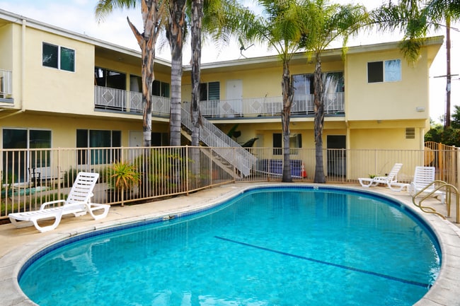 Enjoy Summer All Year Long - 5860 Hazeltine Ave