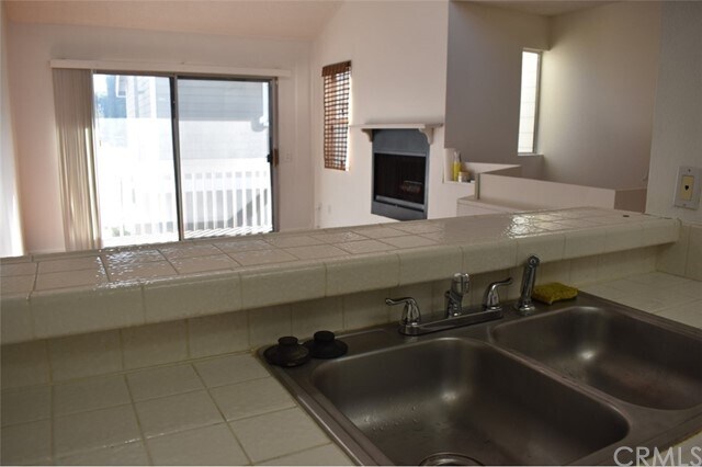 Foto del edificio - 10704 Colima Rd