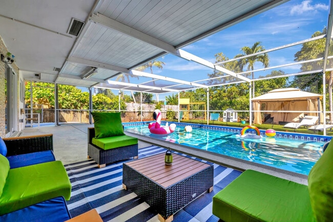 Foto del edificio - 391 NW 35th Ct