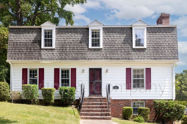 Building Photo - 5003 Sandpiper Dr