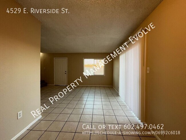 Building Photo - 3-Bedroom Phoenix Condo MOVE-IN SPECIAL: $...