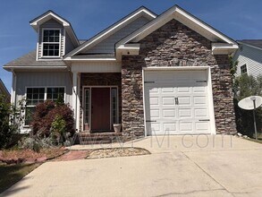 Building Photo - 1447 Collins Dr