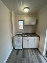 Building Photo - 2843 Forest Hill Blvd