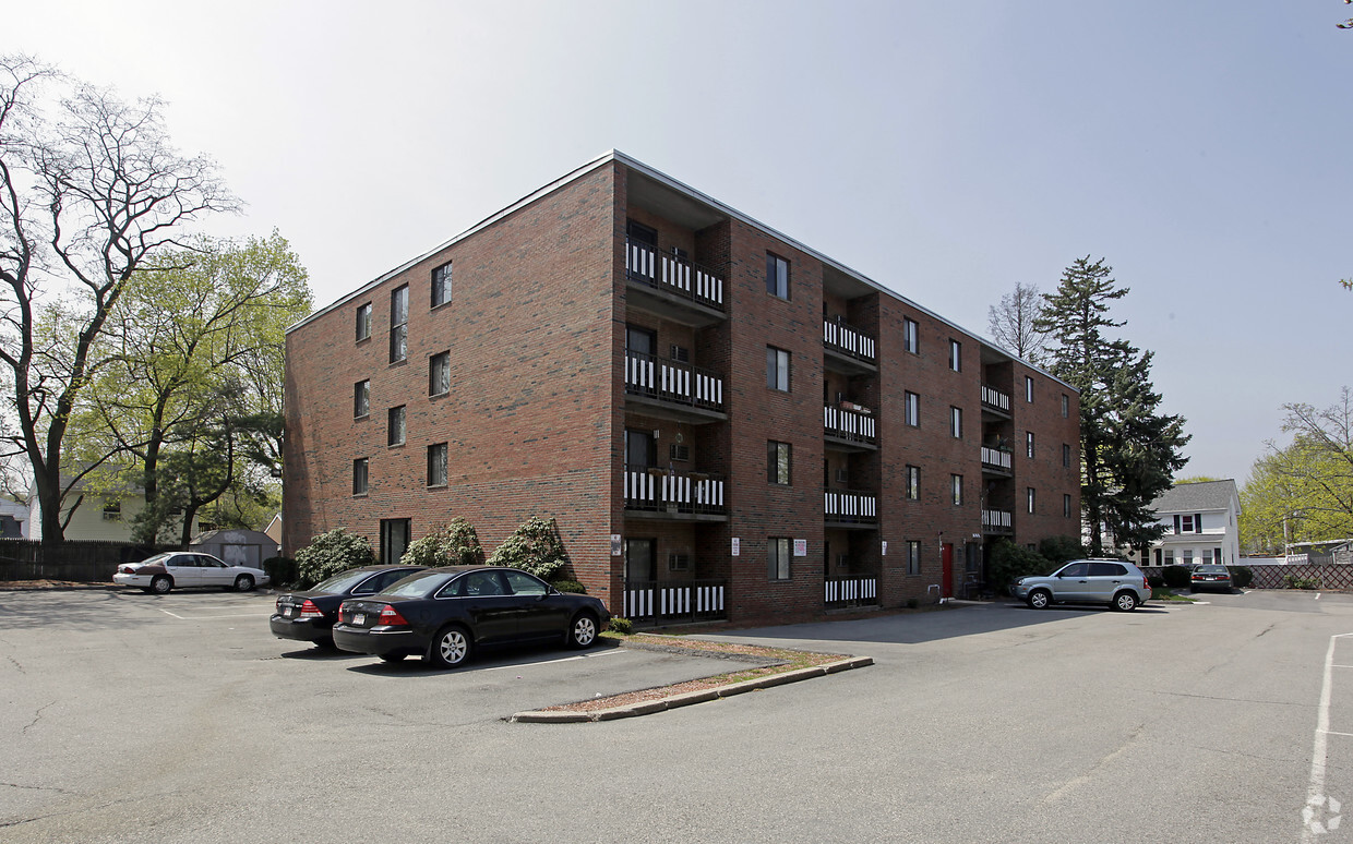 175 Adams St, Newton, MA 02458 - Apartments in Newton, MA | Apartments.com