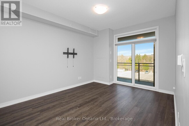 Building Photo - 457 Plains Rd E