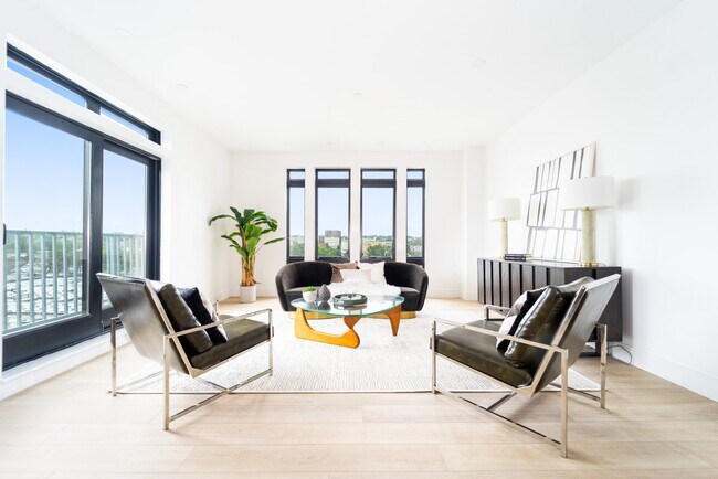 Photo inspiration: Apartments For Rent With High Ceilings In Dudley Station Historic Photo Inspiration