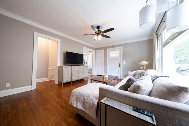 Foto del edificio - 2916 Johnson St NE