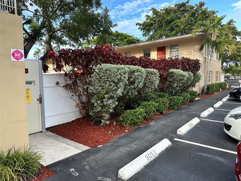Foto principal - 305 NE 16th St