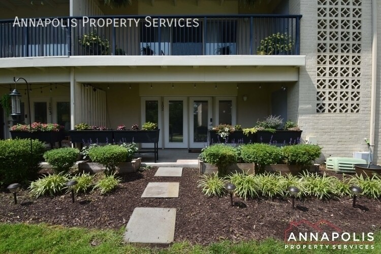 Foto principal - 1004 Primrose Rd