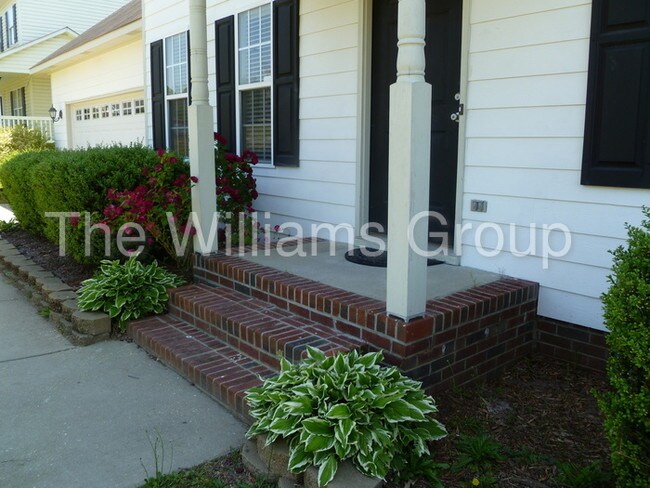 Foto del edificio - 5033 Miranda Dr