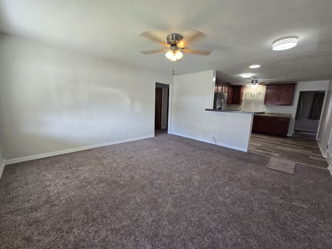 Building Photo - 415 New York Ave